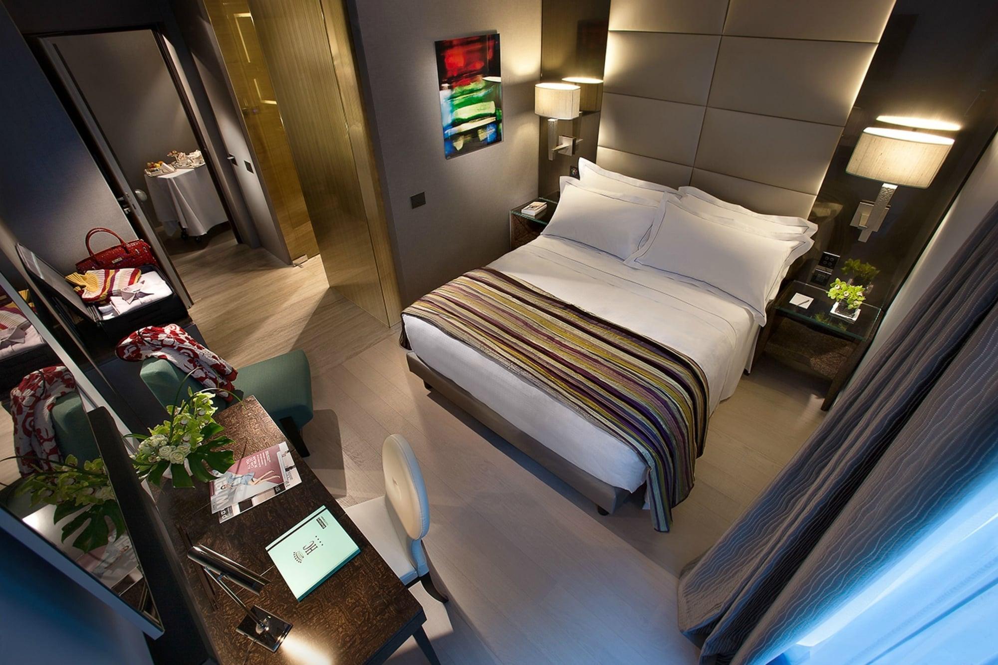 Hotel Cavour Милан Экстерьер фото