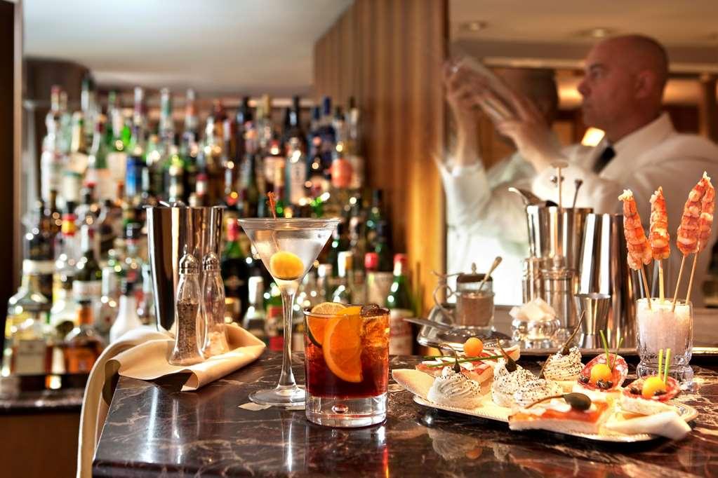 Hotel Cavour Милан Ресторан фото